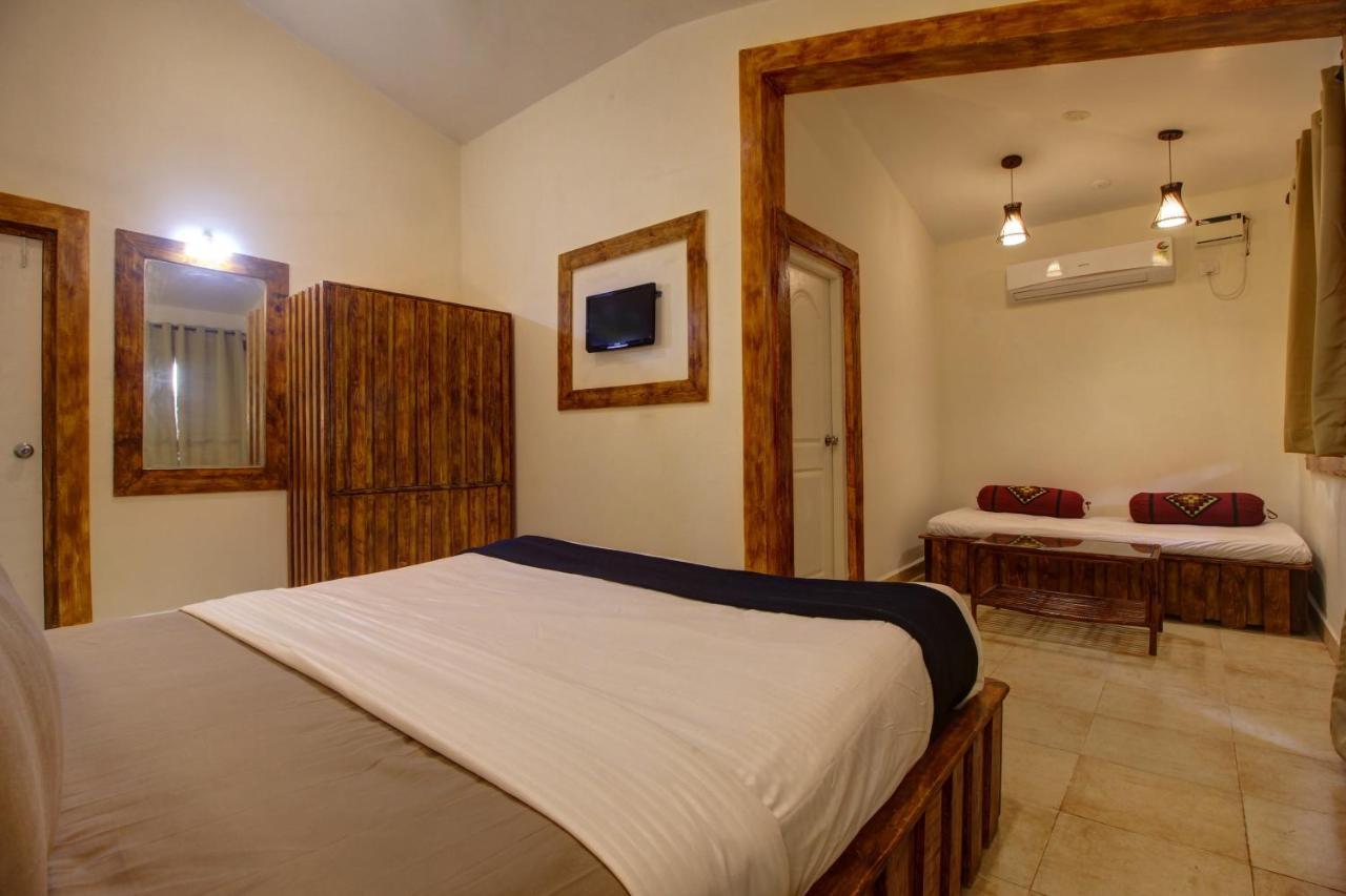 Grand Royale Palms Benaulim Otel Dış mekan fotoğraf